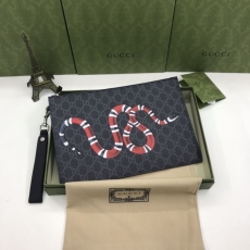 Gucci Clutch Bags